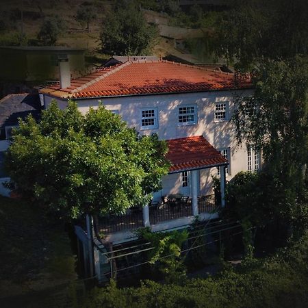 Vila Nazare Bed & Breakfast คาสโตร ดายเร ภายนอก รูปภาพ